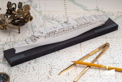 RMS Queen Elizabeth 2 – 3D printable model